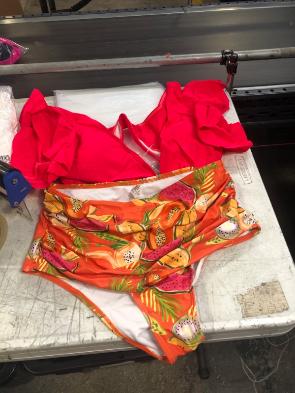 Photo 1 of 2 PC WOMENS SWIMSUIT SET ( SIZE:XL) 