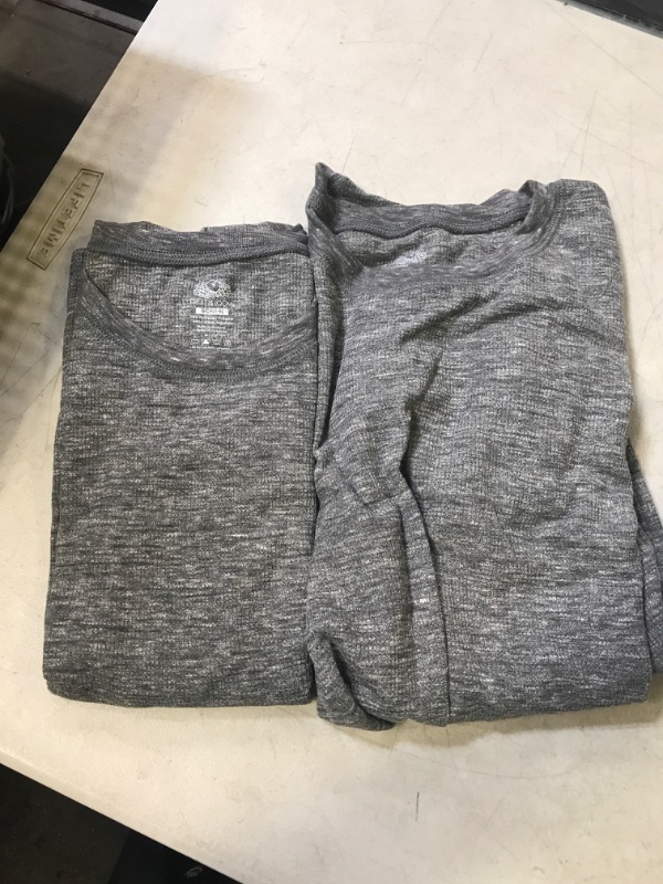 Photo 1 of 2 LONG SLEEVE FROOT OF THE LOOM GREY THERMAL SIZE SMALL 