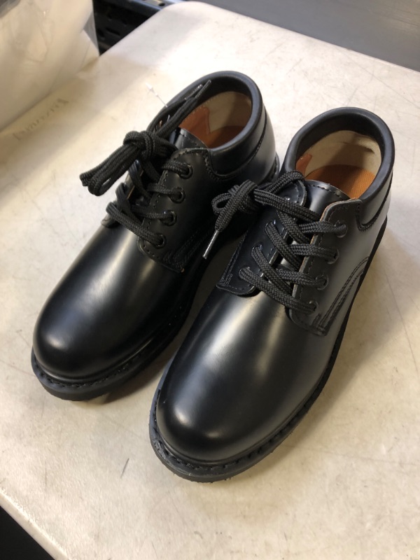 Photo 2 of  Men's DIEHARD LEATHER Slip Resistant Shoe. BLACK 
SIZE 8.5
