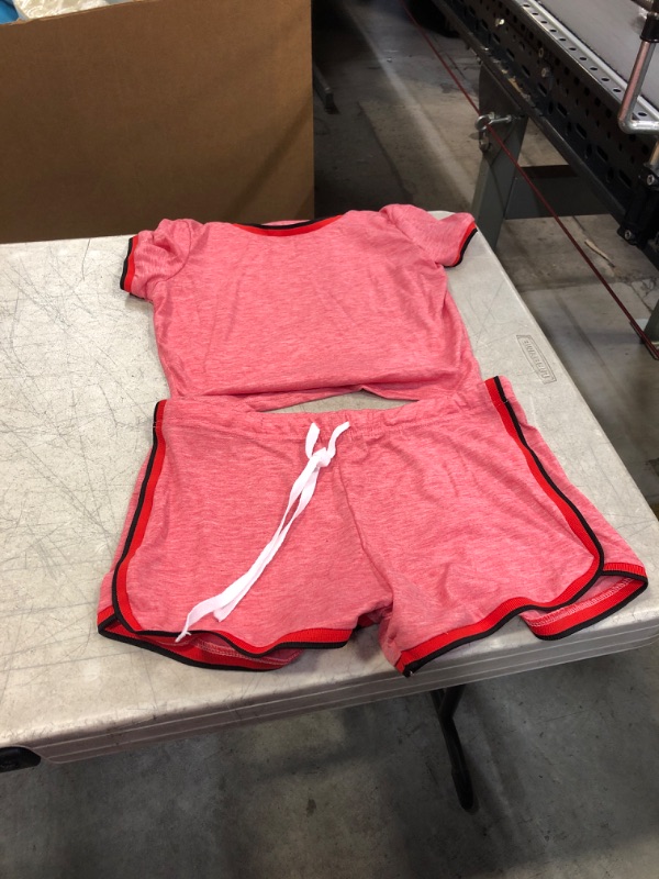 Photo 1 of  girl's 2pc set shirt and shorts red