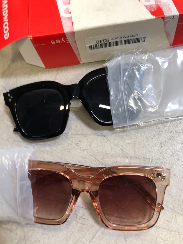 Photo 3 of ANDWOOD Oversized Sunglasses for Women Big Large Square Wide Frame Shades Retro Trendy Fashion UV Protection (2pack)black+nude SIZE: Medium to Large