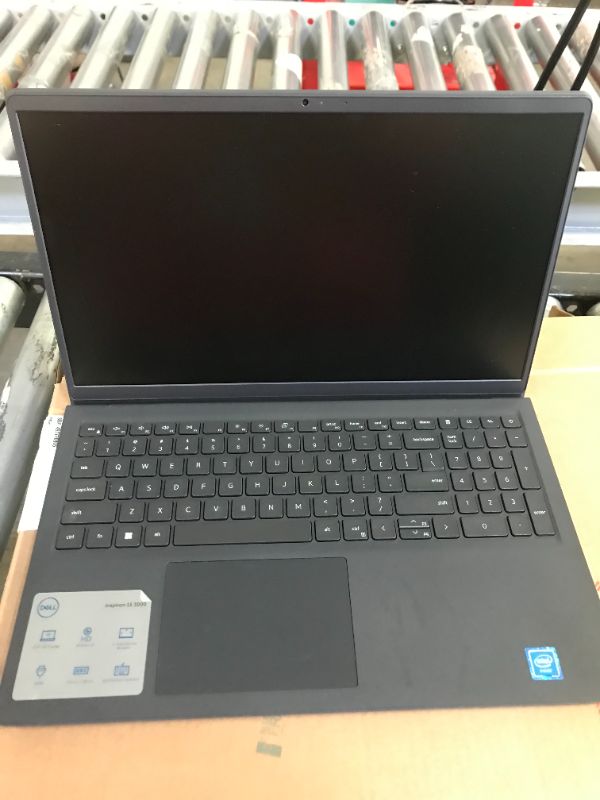 Photo 4 of Dell Inspiron 3583 Laptop Intel 128GB 4GB 1.6GHz - UHD Graphics 610 - Windows 10 Home - Inspiron 15 3000 Series 
