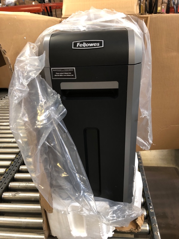 Photo 2 of Fellowes Powershred® 125Ci 100% Jam Proof Cross-Cut Shredder