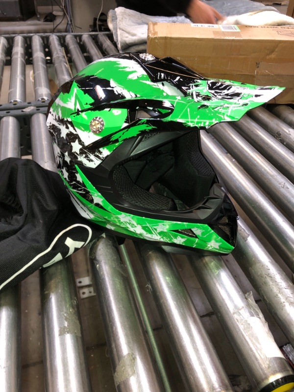 Photo 2 of 1Storm Adult Motocross Helmet BMX MX ATV Dirt Bike Four Wheeler Quad Motorcycle Full Face Helmet Racing Style: HF801 Sonic Green
size small.