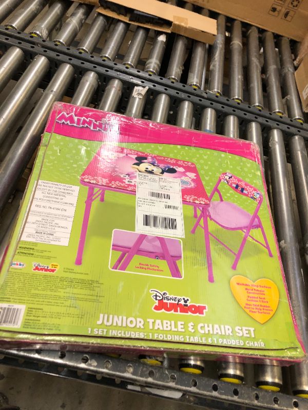 Photo 3 of Minnie Mouse Table Blossoms & Bows Jr. Activity Set with 1 Chair