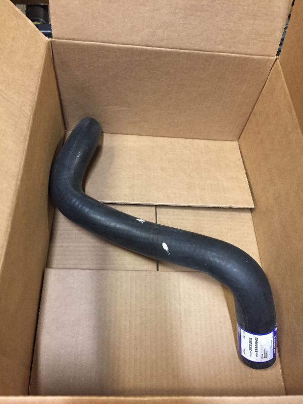 Photo 2 of ACDelco Gold 26345X Molded Upper Radiator Hose