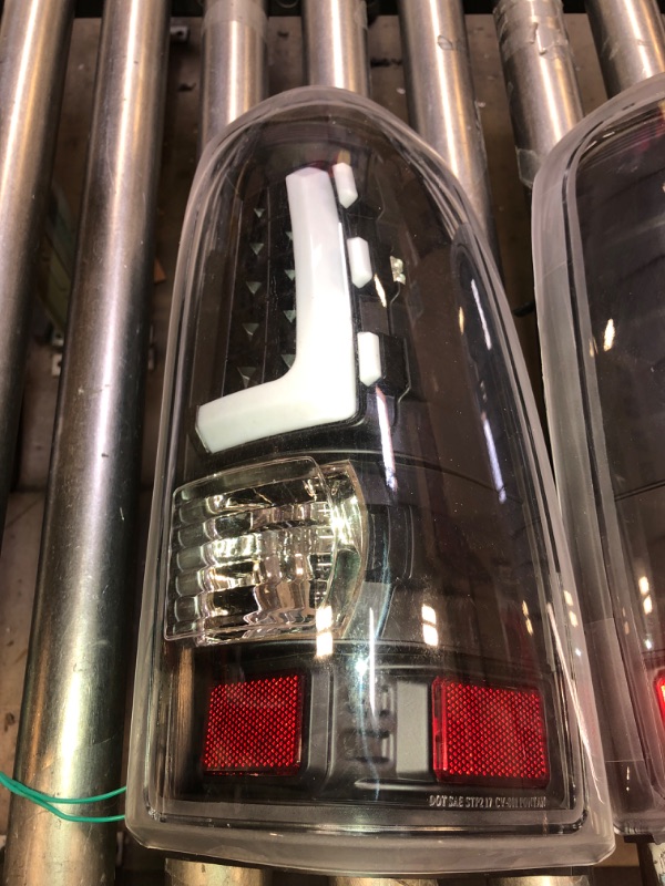 Photo 1 of AUTOSAVER88 LED Tail Lights Assembly Compatible with 1999-2006 Chevy Silverado 1500 2500 / 01-06 Silverado 3500 / 2007 Silverado Classic / GMC Sierra Classic / 99-02 GMC Sierra 1500 2500 Taillight LED Tube - Clear Lens