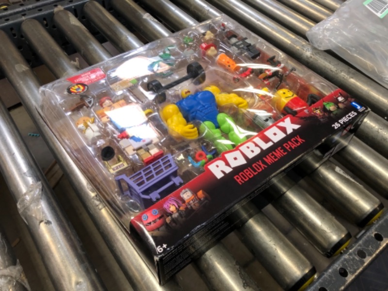 Photo 1 of Roblox Action Collection - Meme Pack Playset