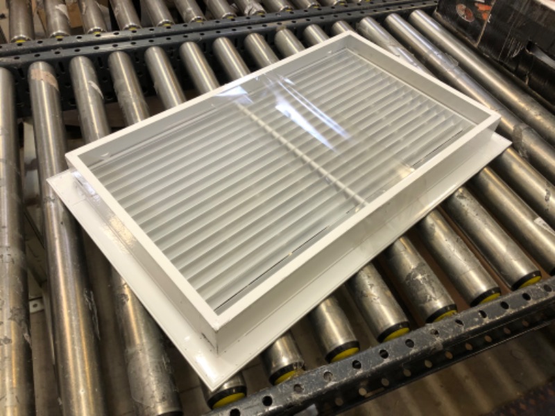 Photo 2 of 24" X 14" Aluminum Return Filter Grille - Easy Airflow - Linear Bar Grilles [Outer Dimensions: 25.75w X 15.75h] ---------- MISSING HARDWARE