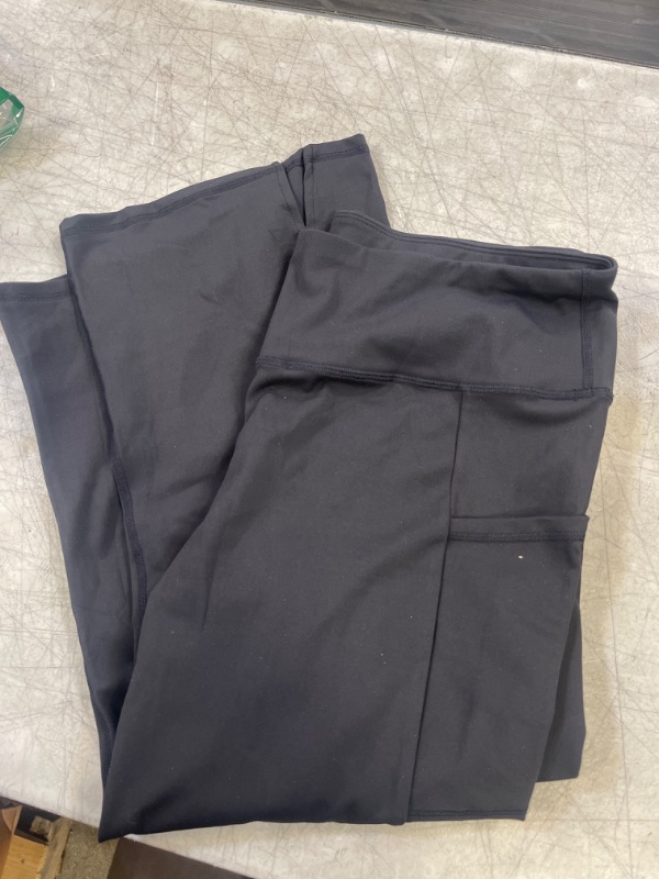 flare yoga pants with pockets