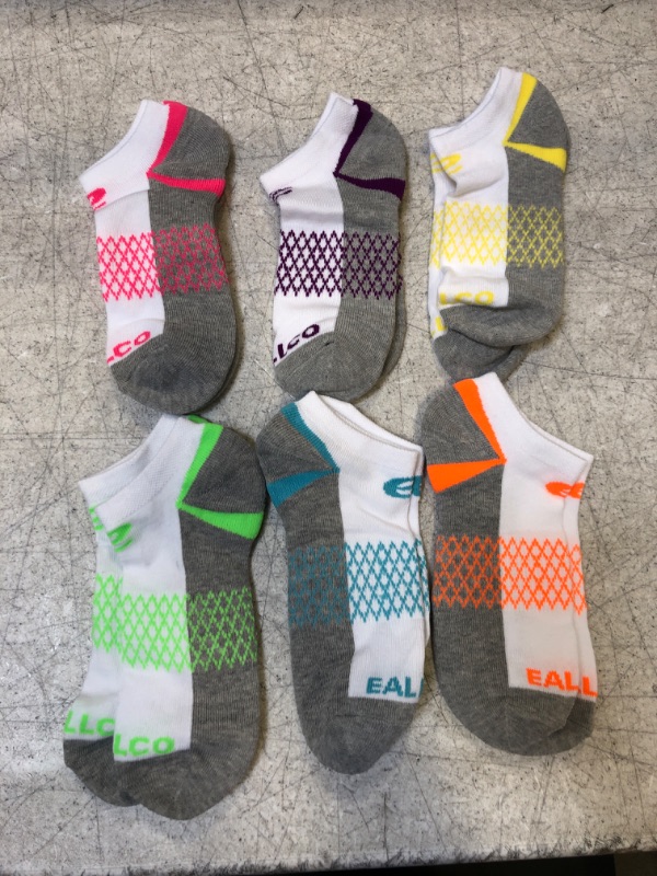 Photo 1 of 6 Count Socks  - S/M 