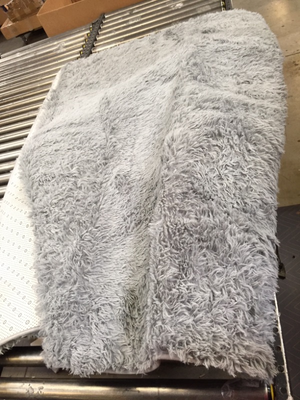 Photo 2 of Amearea Premium Soft Fluffy Rug Modern Shag Carpet, 5x7 Feet High Pile, Fuzzy Shaggy Rugs for Bedroom Dorm Room Teen Apartment Decor, Comfortable Indoor Furry Carpets, Grey
