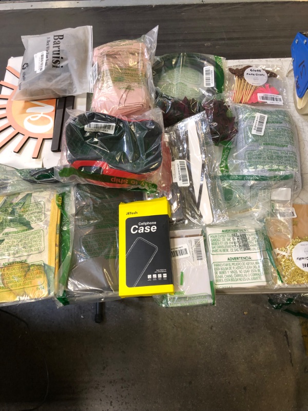 Photo 1 of 16 PCS MISC. ITEMS BAG LOT
