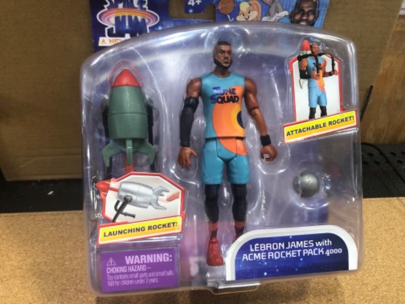 Photo 2 of Moose Toys Space Jam: A New Legacy - Baller Action Figure - 5" Lebron James with Acme Rocket Pack 4000