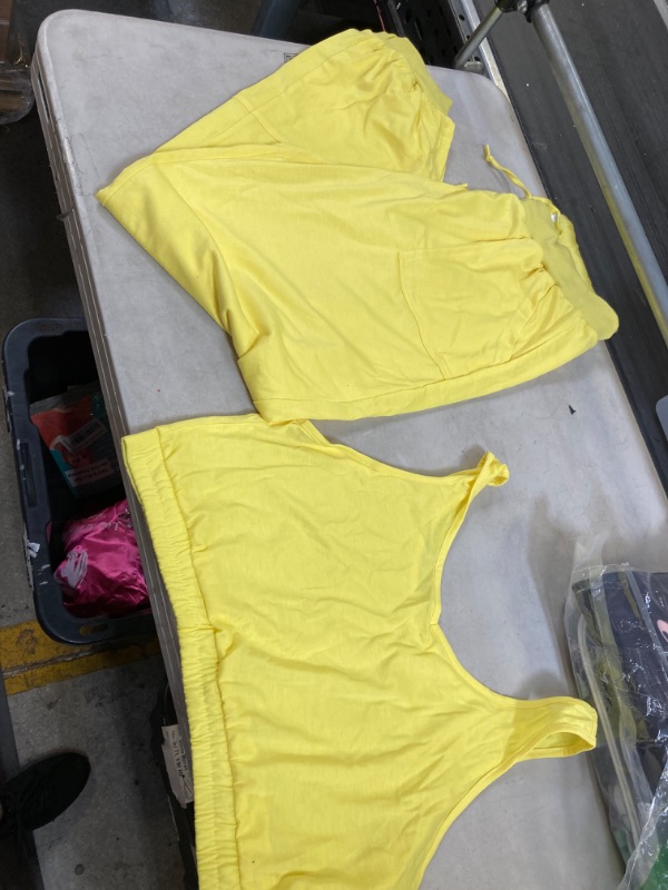 Photo 1 of 2 piece yellow set size xl 