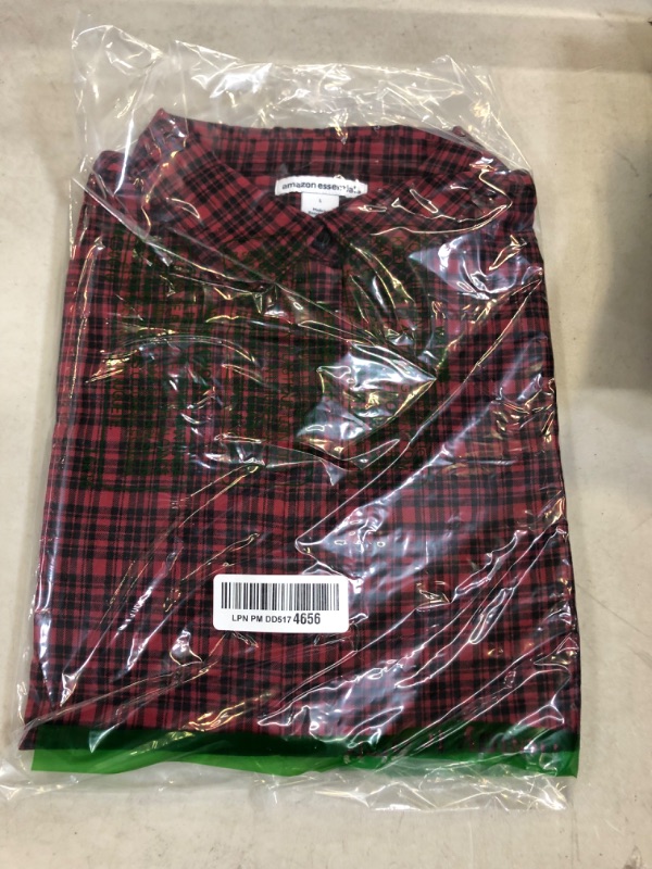 Photo 1 of amazon essentials large flannel