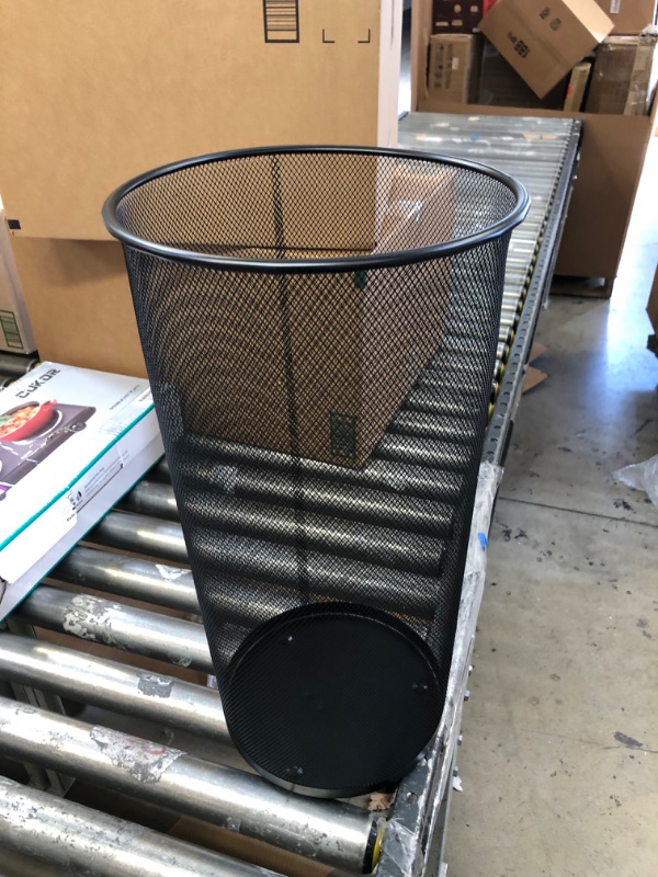 Photo 1 of 10x20 inch mesh trashcan 