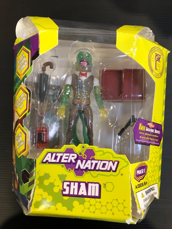 Photo 2 of Alter Nation Sham Human Chameleon Alligator Hybrid Web Cartoon Dark Horse Comics Graphic Novel Action Figure with Thermal Color Changing Body & Mini Comic Book Great Gift for Kids 6 & Up