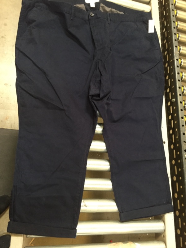 Photo 1 of amazon Essentials Men's Stain & Wrinkle Resistant Straight-Fit Stretch Work Pant SIZE 32W