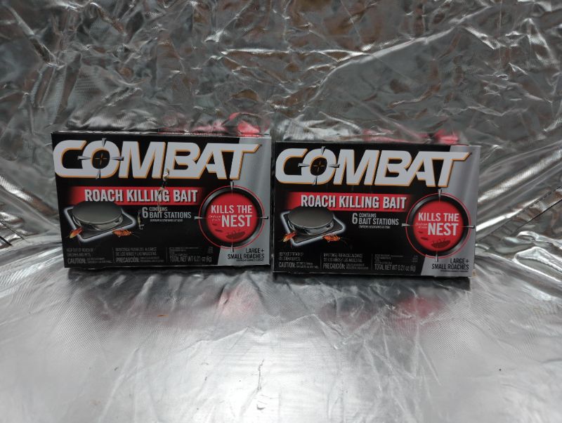 Photo 4 of Combat Roach Killing Bait - 6 bait stations, 0.21 oz - 2 PACK