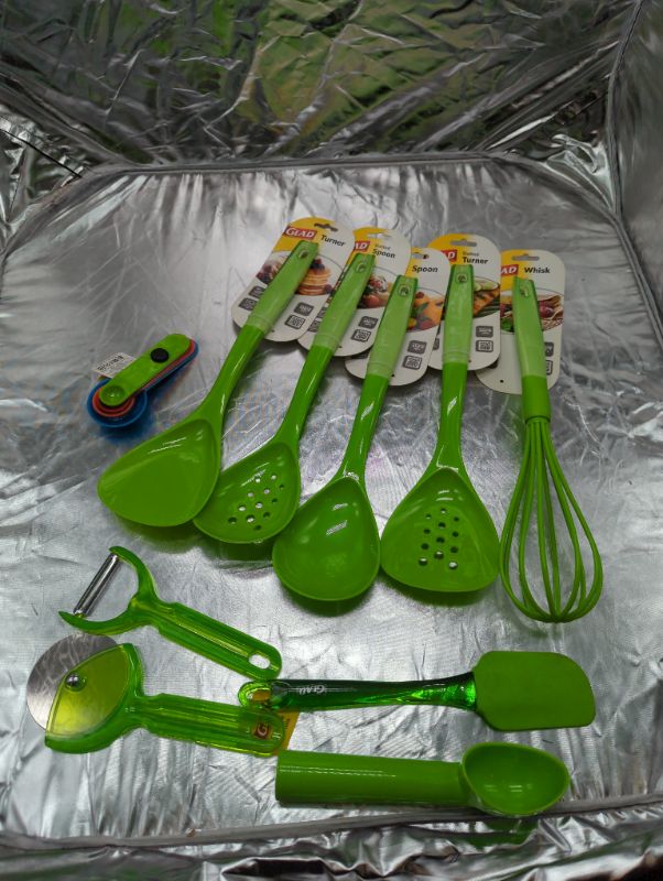 Photo 1 of Glad Kitchen Utensil Set - 10PCS - Green - Slotted Spoon, Serving Spoon, Slotted Turner, Turner, Whisk, Spatula, Ice Cream Scooper, Potato Peeler, Pizza Cutter, and Measuring Spoons (4pcs)