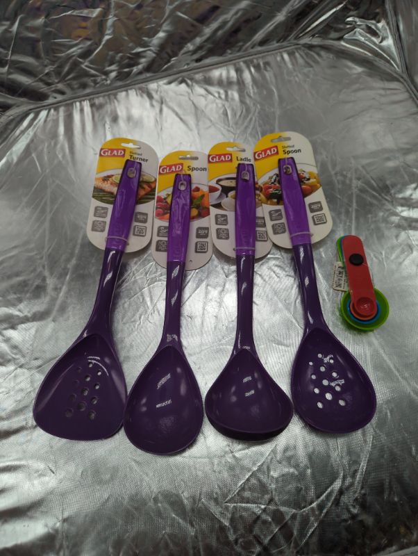 Photo 1 of Glad Kitchen Utensils - 5PCS - Purple