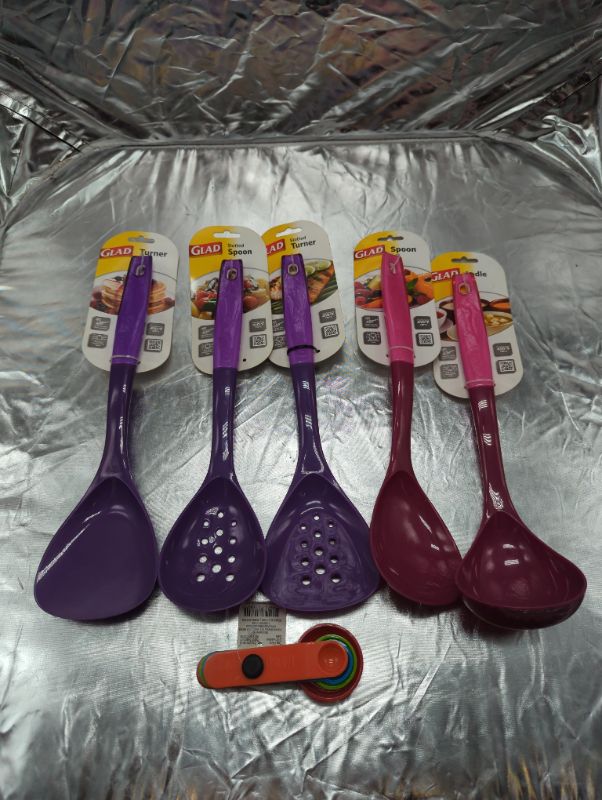 Photo 1 of Glad Kitchen Utensils - 6PCS - Purple/Pink