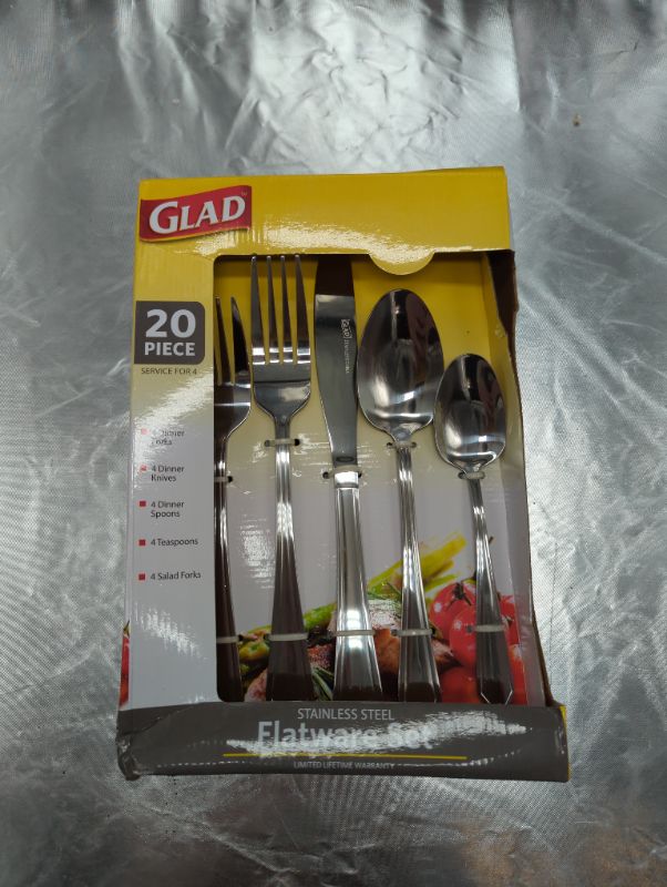 Photo 3 of Glad 20-Piece Silverware Flatware Cutlery Set