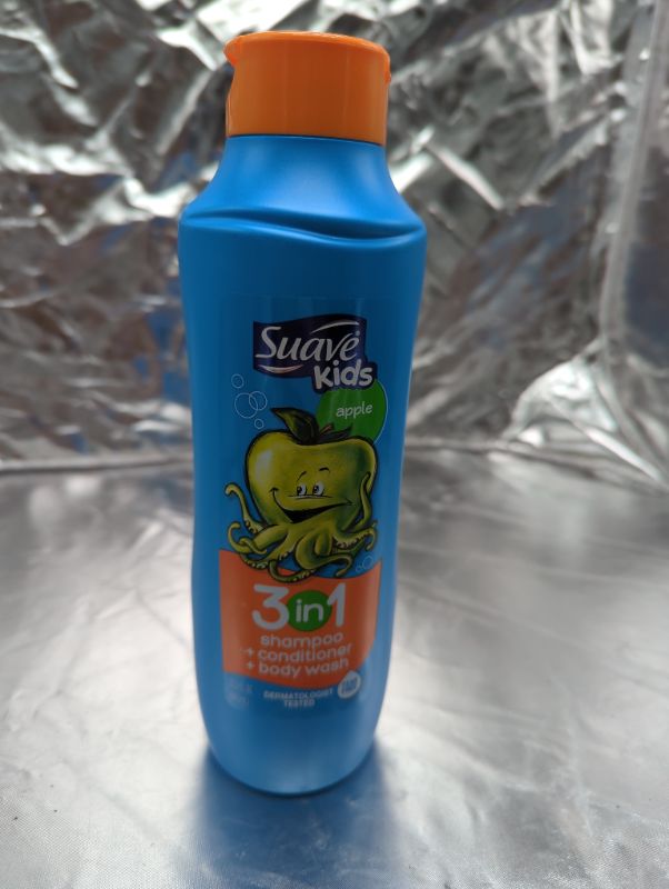 Photo 2 of Suave Kids Apple 3-in-1 Shampoo, Conditioner, Body Wash - 22.5 Ounces Splashing Apple Toss
