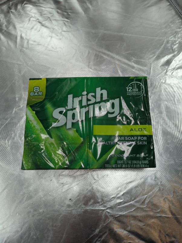 Photo 2 of Irish Spring, Deodorant Bar Soap, Aloe, 8 Count, 24oz Package 