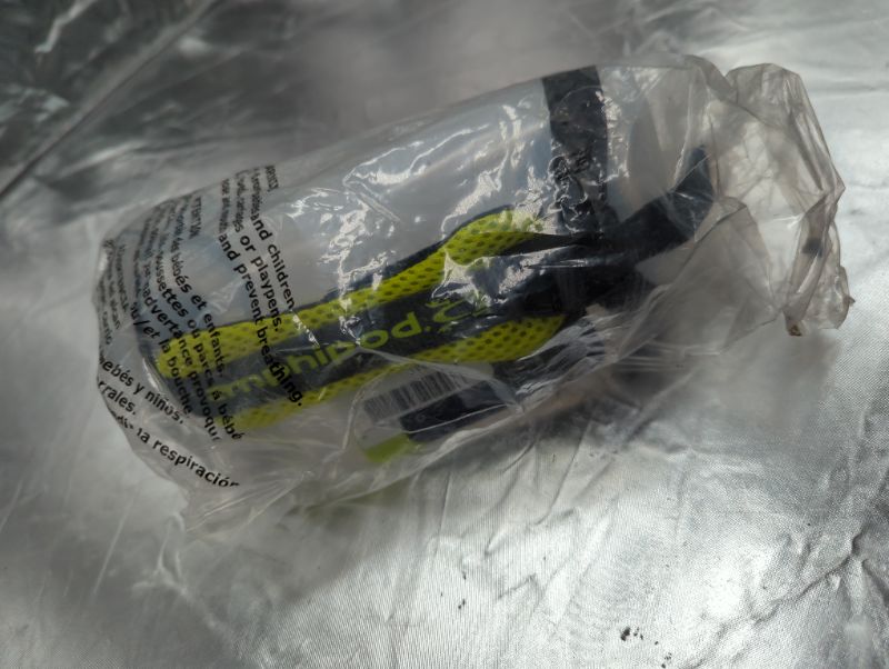 Photo 1 of Amphipod Hydraform Handheld 20oz. Running Water Bottle - BPA-Free
