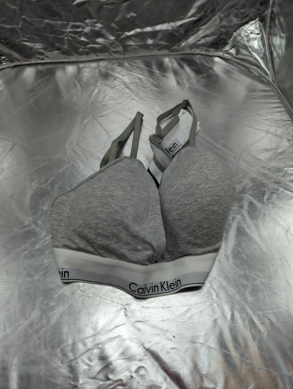 Photo 2 of Calvin Klein Women's Modern Cotton Lightly Lined Triangle Wireless Bralette X-Large Grey Heather