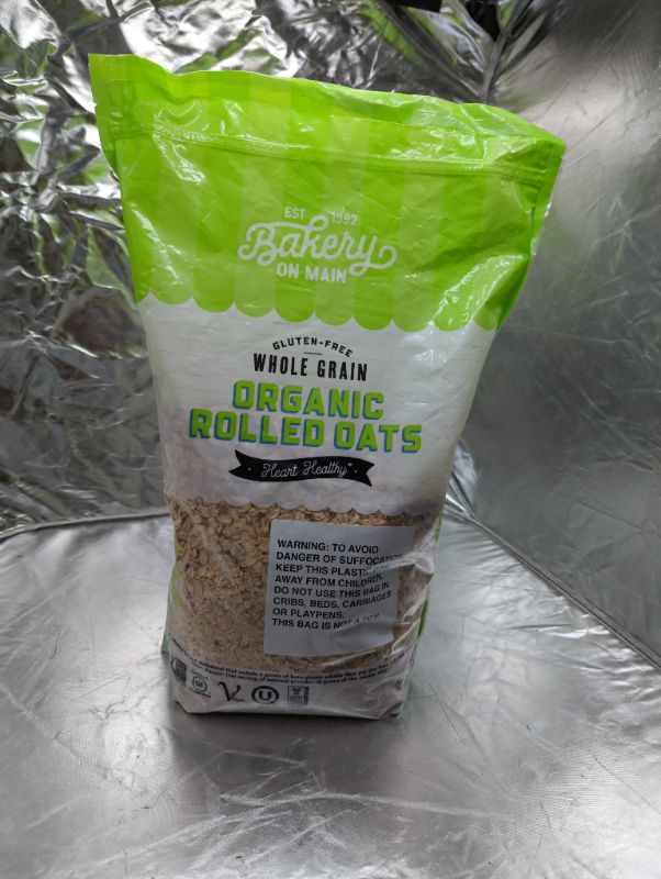 Photo 2 of Bakery On Main Happy Oats Resealable Bag ,Organic Rolled, 7.5 Pound  