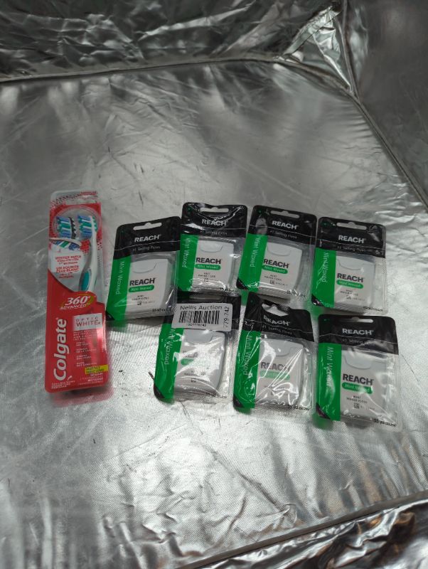 Photo 1 of 2 Pack Colgate Toothbrushes, 7 Packs Reach Mint Floss