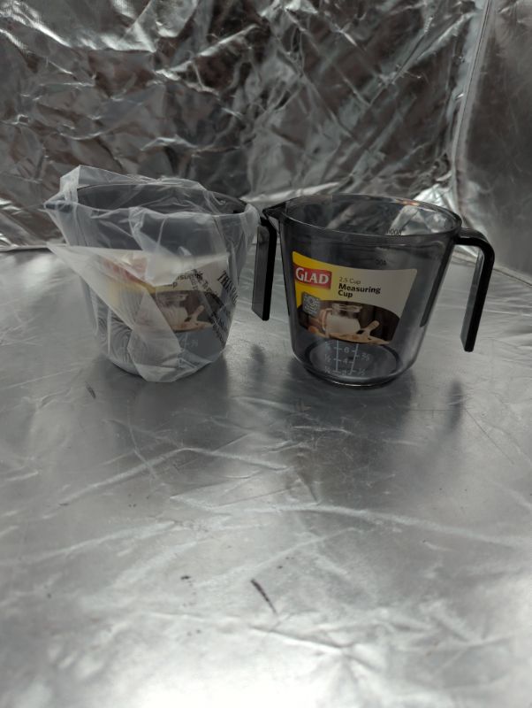 Photo 1 of GLAD - 2 Pack - Clear Grey, 2.5C Measuring Cups