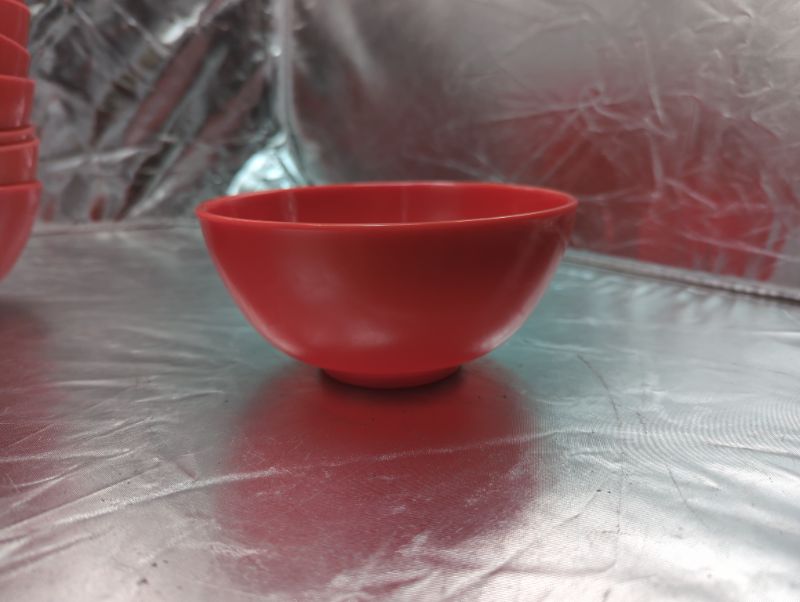 Photo 2 of GLAD - Plastic Circle Bowls 6" - 16 Pack - Red