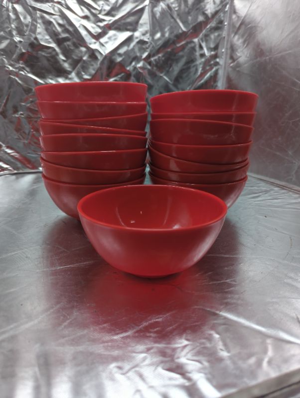 Photo 1 of GLAD - Plastic Circle Bowls 6" - 16 Pack - Red