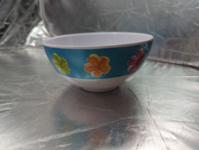 Photo 2 of GLAD - Plastic Circle Bowls 6" - 5 Pack - Decorative Flower Design
