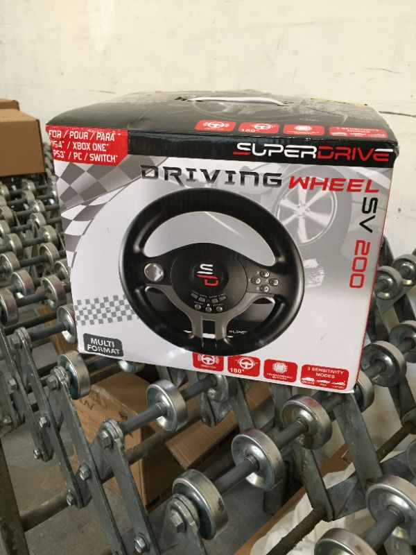 Photo 4 of DRIVING WHEEL SV 200
SWITCH//XBOX//PS4