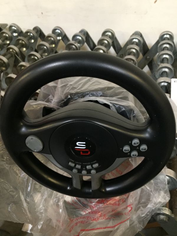 Photo 2 of DRIVING WHEEL SV 200
SWITCH//XBOX//PS4
