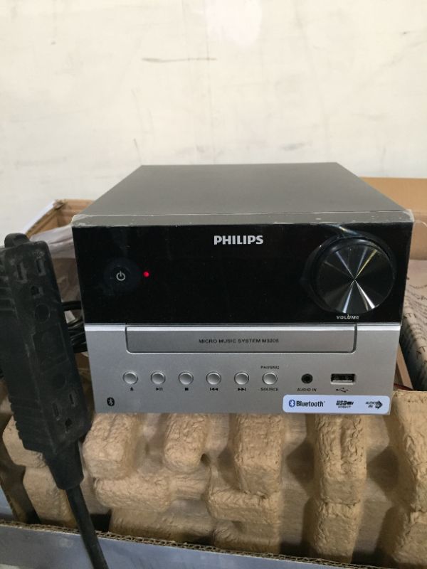 Photo 4 of PHILIPS SPEAKER//RADIO 3000