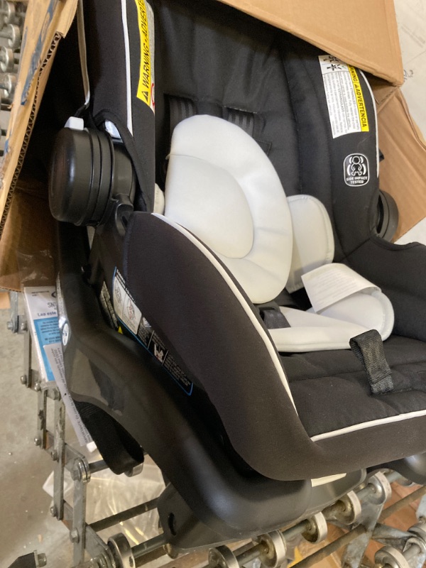 Photo 3 of Graco SnugRide 35 Lite LX Infant Car Seat, Studio SnugRide 1 Count (Pack of 1) Studio