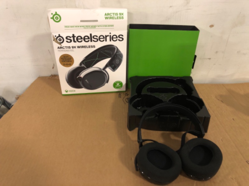 Photo 3 of SteelSeries Arctis 9X Wireless Gaming Headset for Xbox