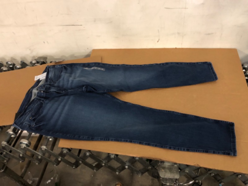 Photo 2 of GUESS Skinny Jeans--------------- SIZE 34 R 