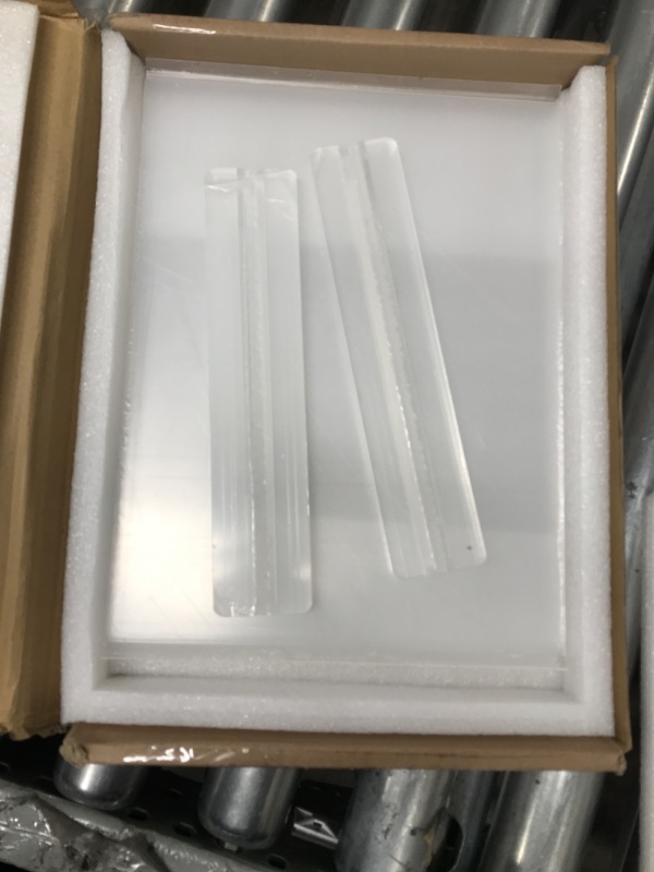 Photo 3 of PPH-Sisy Acrylic Sign Holder 8.5 x 11 Clear Sign Stand, Plastic Display Stand, Paper Display Table Stand, Plastic Paper Holder for Home, Office Shop Restaurant Exhibition (3pcs)