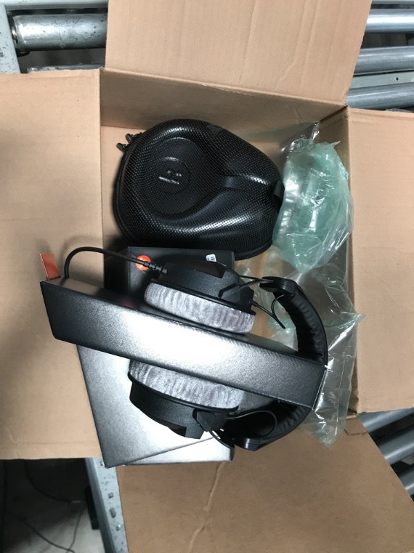 Photo 2 of beyerdynamic DT 770 PRO 80 Ohm Over-Ear Studio Headphones (Black) Bundle with Hard Shell Headphone Case (2 Items)