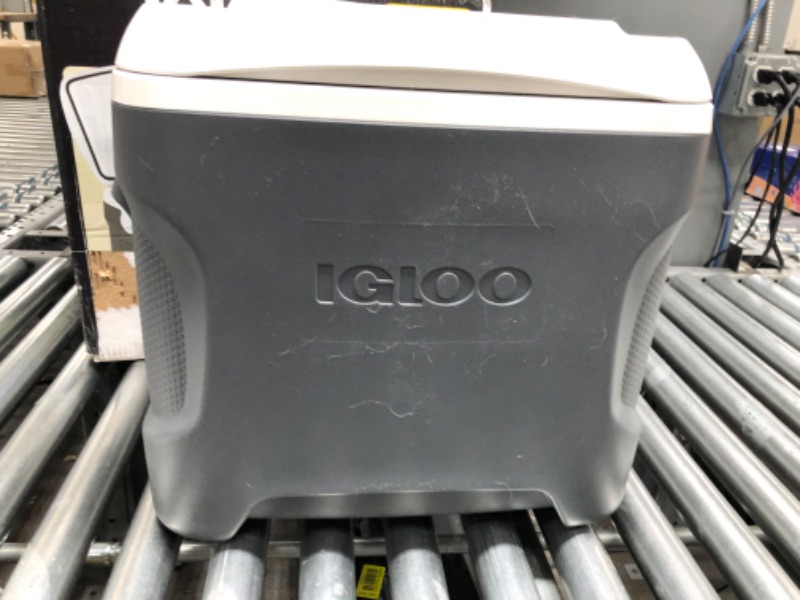 Photo 3 of ***PARTS ONLY*** Igloo Thermoelectric Iceless 28-40 Qt Electric Plug-in 12V Coolers 28 Qt Iceless Gray