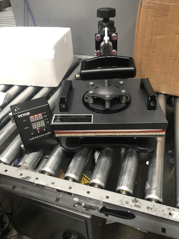 Photo 3 of VEVOR Heat Press, Clamshell 12x10in Sublimation Transfer Printer, Digital Precise LCD Control Printing, Vinyl Heat Press for T-Shirts Bags Garments Mats Puzzles, 650W 12x9
******missing parts*****none functional*****