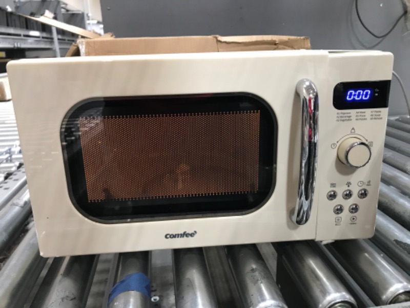 Photo 3 of USED. COMFEE' Retro Small Microwave Oven With Compact Size, 9 Preset Menus, Position-Memory Turntable, Mute Function, Countertop Microwave Perfect For Small Spaces, 0.7 Cu Ft/700W, Cream, AM720C2RA-A
