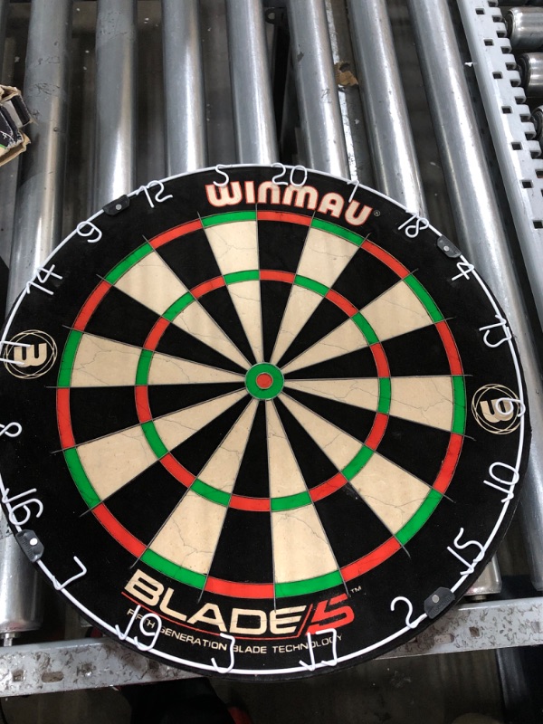 Photo 2 of Winmau Blade 5 and Blade 6 Bristle Dartboards - Winmau Blade 6 Triple Core Bristle Dartboard Winmau Blade 5 Bristle Dartboard Dartboard